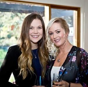 Meet your Posher, Neata